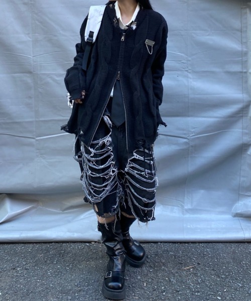 lilful(リルフル)の「【26年春夏新作】クラッシュダメージ加工七分丈ハーフデニムパンツ(デニムパンツ・メンズ・ブラック・M)」の8枚目の写真