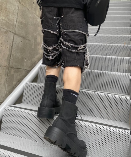 lilful(リルフル)の「【26年春夏新作】クラッシュダメージ加工七分丈ハーフデニムパンツ(デニムパンツ・メンズ・ブラック・M)」の20枚目の写真