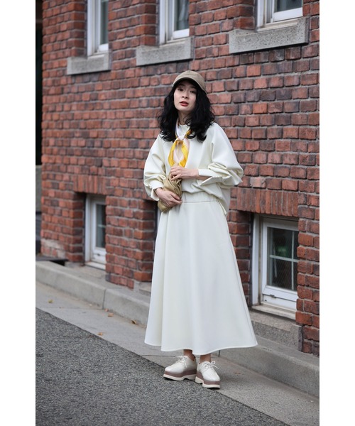 cawaii(カワイイ)の「日常に馴染むエレガント。フレアラインミディアムスカート(スカート・レディース・ネイビー/アイボリー・L~LL/S~M)」の3枚目の写真