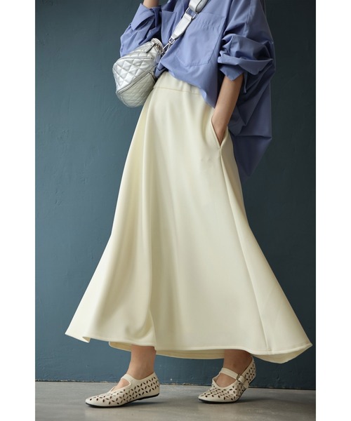 cawaii(カワイイ)の「日常に馴染むエレガント。フレアラインミディアムスカート(スカート・レディース・ネイビー/アイボリー・L~LL/S~M)」の6枚目の写真