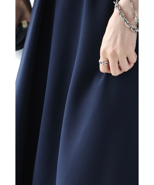 cawaii(カワイイ)の「日常に馴染むエレガント。フレアラインミディアムスカート(スカート・レディース・ネイビー/アイボリー・L~LL/S~M)」の8枚目の写真