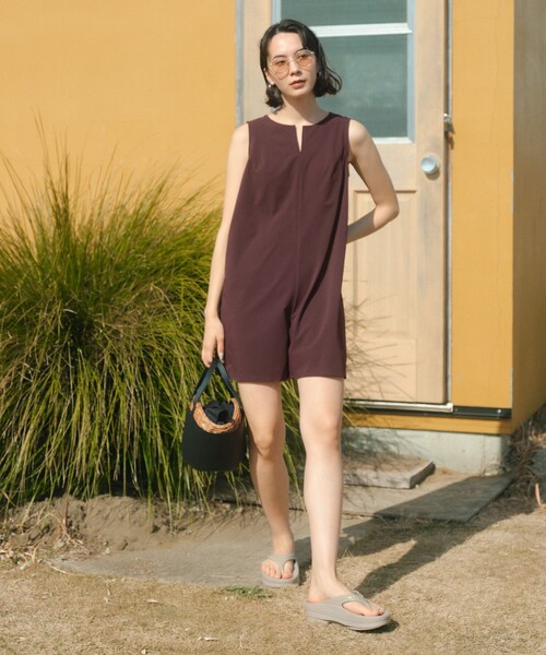 green label relaxing(グリーンレーベルリラクシング)の「Aライン オールインワン スイムウェア / 水着(水着・レディース・ブラック/ダークグレー/ダークブラウン・FREE)」の3枚目の写真