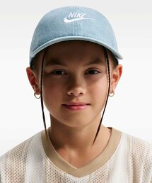 NIKE | ナイキ クラブ キッズ アンストラクチャード デニム キャップ / Nike Club Kids' Unstructured Denim Cap IO8231-429 Aegean Storm(キャップ)