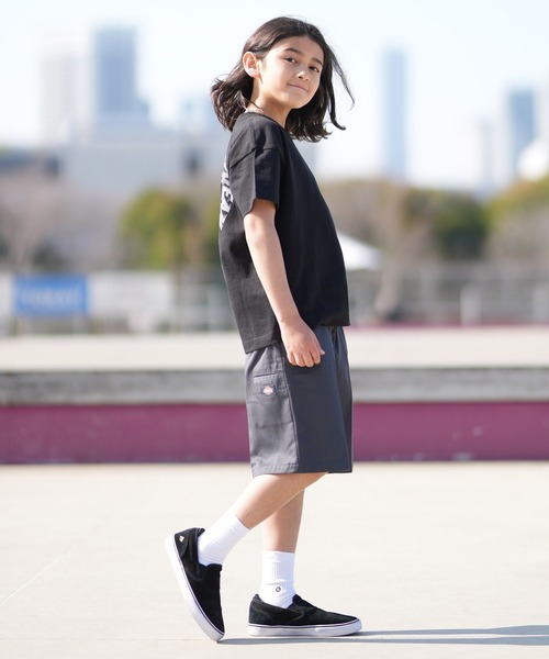 SANTA CRUZ(サンタクルーズ)の「SANTACRUZ/サンタクルーズ 26MS607-42 キッズ Tシャツ(Tシャツ/カットソー・キッズ・ホワイト/ブラック/ライトベージュ・110cm/120cm/130cm/140cm/150cm/160cm/100cm)」の4枚目の写真
