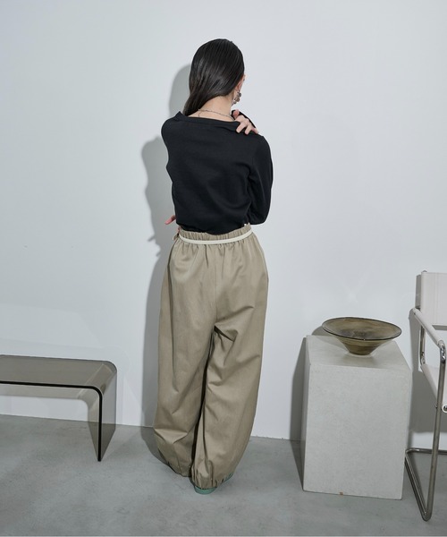 THE YOn（ザヨン）の「ハートパンチングリブロンT（Tシャツ/カットソー・レディース・イエロー/ブラウン/ブラック/オフホワイト・FREE）」の17枚目の写真