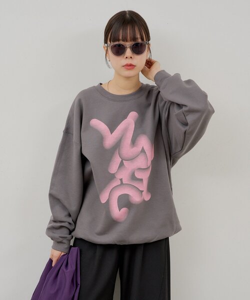 WHIMSIC（ウィムジック）の「【WHIMSIC】フローイング ロゴ シルクスクリーン スウェットプルオーバー（Tシャツ/カットソー・レディース・ピンク/チャコールグレー/ブルー・2/1）」の14枚目の写真