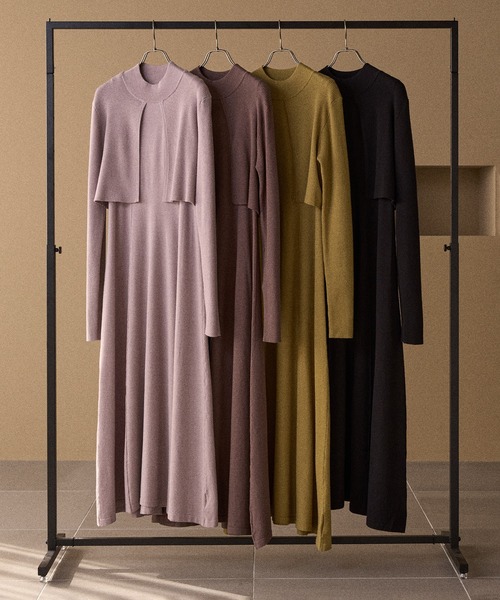 MIELI INVARIANT（ミエリインヴァリアント）の「Layer Cape Ensemble Dress（ワンピース・レディース・ブラック/カーキオリーブ/モカ・FREE）」の10枚目の写真