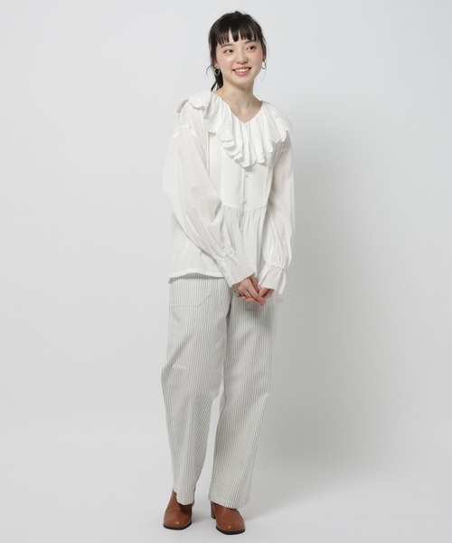 niko and...(ニコアンド)の「スカラップレースブラウス(シャツ/ブラウス・レディース・イエロー/チャコール/オフホワイト・FREE)」の4枚目の写真