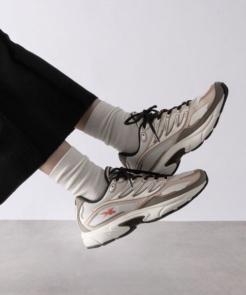 Reebok(リーボック)の「プレミア ロード コントロール / RBK PREMIER ROAD CONTROL(スニーカー・レディース・グレー・22.5cm/23.0cm/23.5cm/24.5cm/24.0cm/25.5cm/22.0cm/25.0cm)」の1枚目の写真