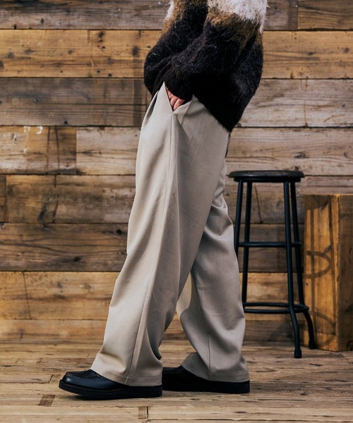 BAYFLOW（ベイフロー）の「[WEB限定]セミワイドスラックスパンツ（スラックス・メンズ・グレイッシュベージュ/ブラウン/ブラック/グレー/その他・LARGE/MEDIUM/SMALL）」の4枚目の写真