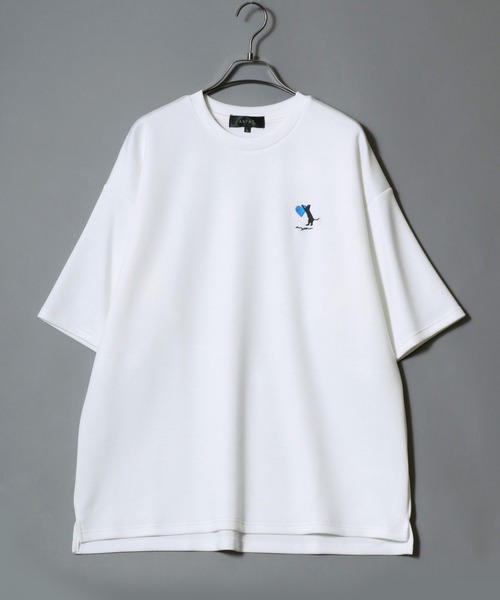 ANPAS（アンパス）の「ANPAS Ponte Fabric CAT ＆ HEART Embroidery Oversized T-Shirt/ANPAS 別注 ポンチ 猫ハート 刺繍 接触冷感 オーバーサイズ 半袖Tシャツ メンズ レディース（Tシャツ/カットソー・メンズ・ホワイト系2/ブラック系3/ブラック系1/ホワイト系1/ブラック系4/ホワイト系3/ブラック系2/ホワイト系4・L/M）」の12枚目の写真
