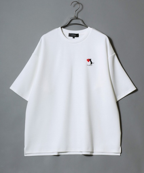 ANPAS（アンパス）の「ANPAS Ponte Fabric CAT ＆ HEART Embroidery Oversized T-Shirt/ANPAS 別注 ポンチ 猫ハート 刺繍 接触冷感 オーバーサイズ 半袖Tシャツ メンズ レディース（Tシャツ/カットソー・メンズ・ホワイト系2/ブラック系3/ブラック系1/ホワイト系1/ブラック系4/ホワイト系3/ブラック系2/ホワイト系4・L/M）」の11枚目の写真