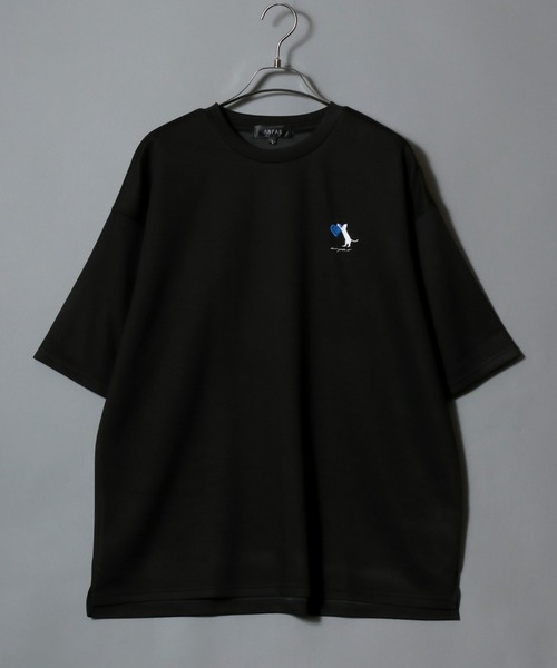 ANPAS（アンパス）の「ANPAS Ponte Fabric CAT ＆ HEART Embroidery Oversized T-Shirt/ANPAS 別注 ポンチ 猫ハート 刺繍 接触冷感 オーバーサイズ 半袖Tシャツ メンズ レディース（Tシャツ/カットソー・メンズ・ホワイト系2/ブラック系3/ブラック系1/ホワイト系1/ブラック系4/ホワイト系3/ブラック系2/ホワイト系4・L/M）」の21枚目の写真