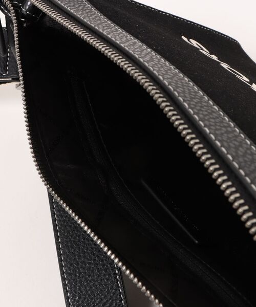 MICHAEL KORS(マイケルコース)の「3IN1 XBODY POUCH Pouches/Portfolios(ショルダーバッグ・メンズ・ブラック系・FREE)」の4枚目の写真