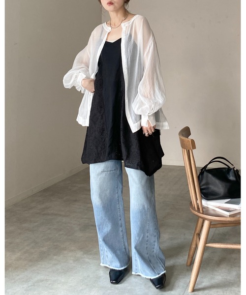 She's Closet(シーズクローゼット)の「アシンメトリー ロング丈 刺繍 カットワークレースキャミソール チュニック(キャミソール・レディース・ホワイト/ブラック・FREE)」の13枚目の写真