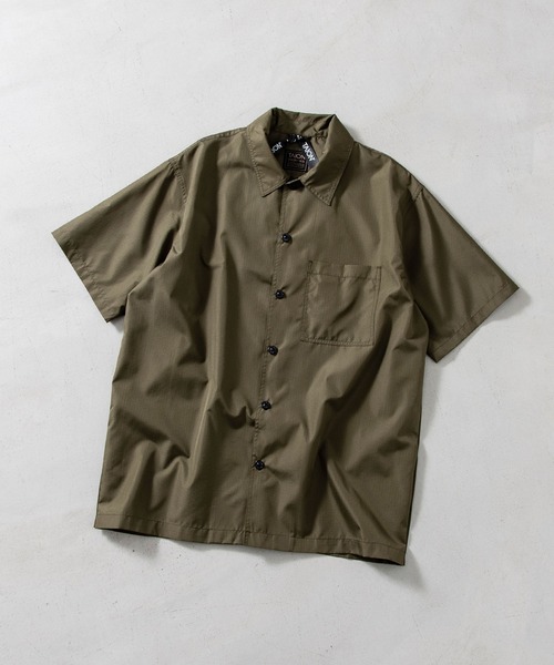 TAION(タイオン)の「【TAION(タイオン)】〈ユニセックス〉ノンダウン ミリタリー ボタンスリット ハーフスリーブ シャツ(シャツ/ブラウス・メンズ・ブラック/オフホワイト/ダークオリーブ/インディゴブルー/ライトインディゴブルー/ダークネイビー・2XL/XL/L/M/S)」の3枚目の写真