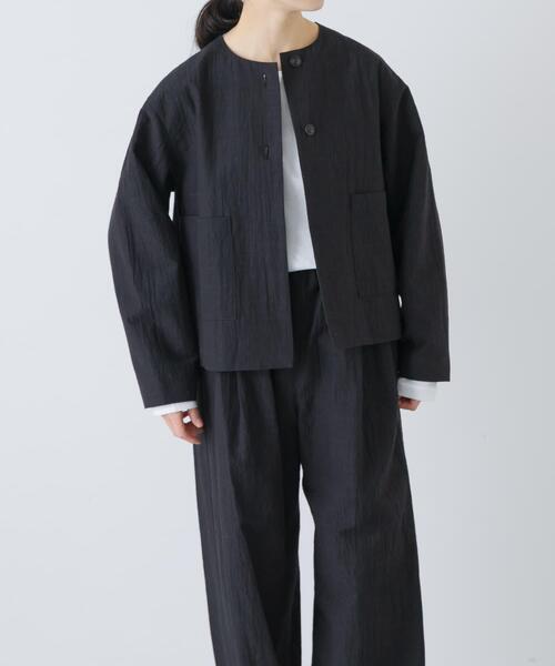 かぐれ（カグレ）の「『セットアップ対応』 ノーカラーショートジャケット（ノーカラージャケット・レディース・ブラック・FREE）」の2枚目の写真