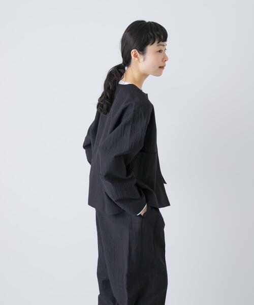 かぐれ（カグレ）の「『セットアップ対応』 ノーカラーショートジャケット（ノーカラージャケット・レディース・ブラック・FREE）」の4枚目の写真