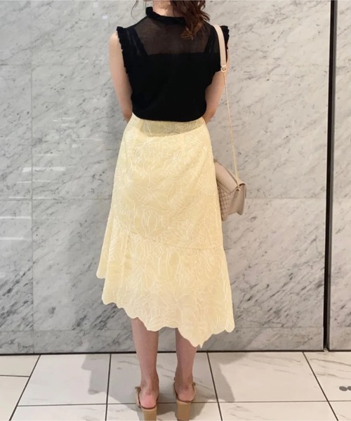 31 Sons de mode（トランテアン　ソン　ドゥ　モード）の「配色刺繍アシメスカート（スカート・レディース・イエロー・S）」の2枚目の写真