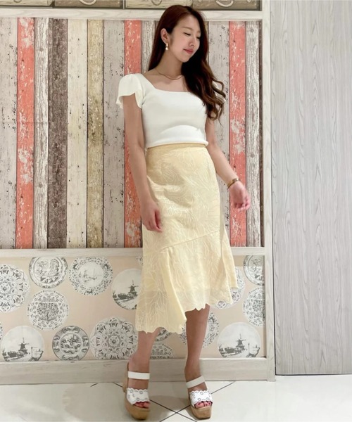 31 Sons de mode（トランテアン　ソン　ドゥ　モード）の「配色刺繍アシメスカート（スカート・レディース・イエロー・S）」の3枚目の写真