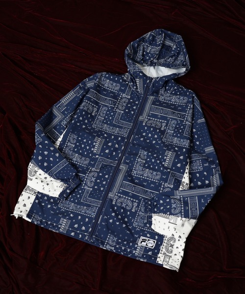 FILA HERITAGE(フィラヘリテージ)の「FILA HERITAGE TRACK TOP ペイズリートラックトップ(ナイロンジャケット・メンズ・ネイビー/ホワイト・XL/L/M)」の2枚目の写真