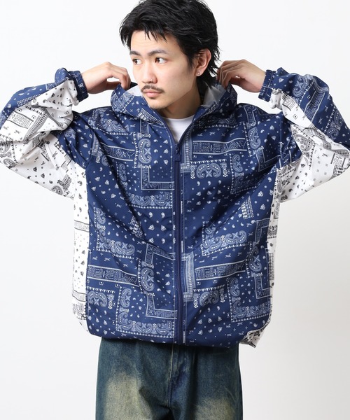 FILA HERITAGE(フィラヘリテージ)の「FILA HERITAGE TRACK TOP ペイズリートラックトップ(ナイロンジャケット・メンズ・ネイビー/ホワイト・XL/L/M)」の14枚目の写真