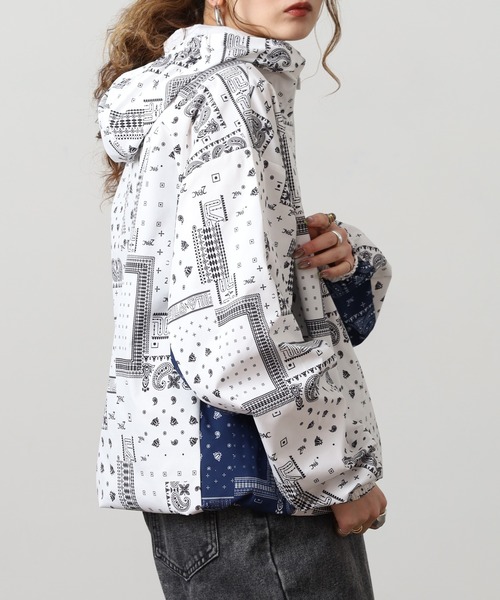 FILA HERITAGE(フィラヘリテージ)の「FILA HERITAGE TRACK TOP ペイズリートラックトップ(ナイロンジャケット・メンズ・ネイビー/ホワイト・XL/L/M)」の22枚目の写真
