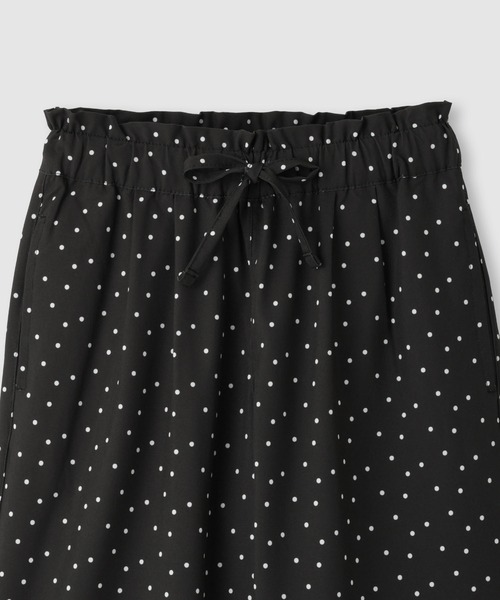 NAVY(ネイビー)の「SARARI イージーワイドパンツ(その他パンツ・キッズ・ミント/ブラック/サックスブルー・130cm/140cm/150cm/160cm)」の5枚目の写真