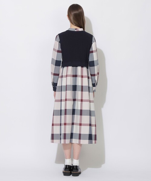 BLUE LABEL CRESTBRIDGE(ブルーレーベルクレストブリッジ)の「【WEB限定】クレストブリッジチェックニットコンビドレス(ワンピース・レディース・パープル系その他4/ブルー系その他2・38/36)」の11枚目の写真