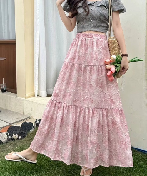 新品タグ付き　定価14000円　チャイハネ　フレアロングスカート 花柄刺繍 セール】刺繍花柄ロングスカート フレアスカート 春 高見え（スカート