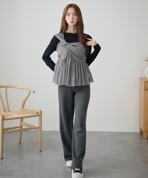 DAYRA(デイラ)の「ソリッドカラー ラウンドネック ベーシック 長袖 プルオーバー(Tシャツ/カットソー・レディース・ベージュ/チャコールグレー/ホワイト/ブラック/グレー・FREE)」の10枚目の写真