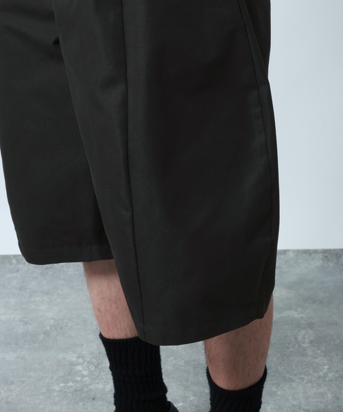 RAGEBLUE（レイジブルー）の「Chino Barrel Half Pants/CHINOカーブハーフパンツ（チノパンツ・メンズ・ブラック/ホワイト・MEDIUM/LARGE）」の17枚目の写真
