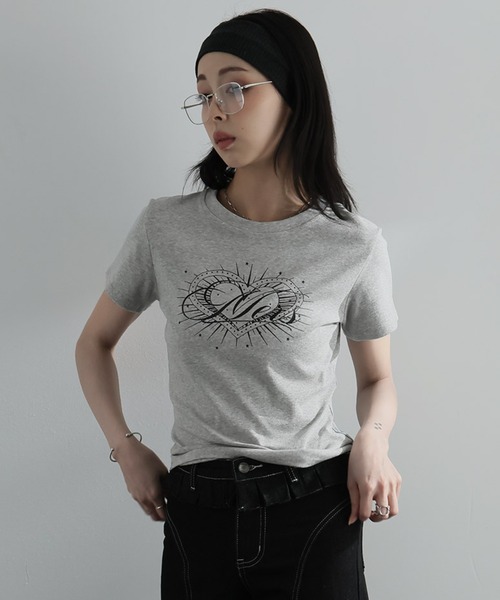 Ulysses(ユリシス)の「ハートプリントクルーネックTシャツ(Tシャツ/カットソー・レディース・グレー/ブラック・M/S)」の12枚目の写真