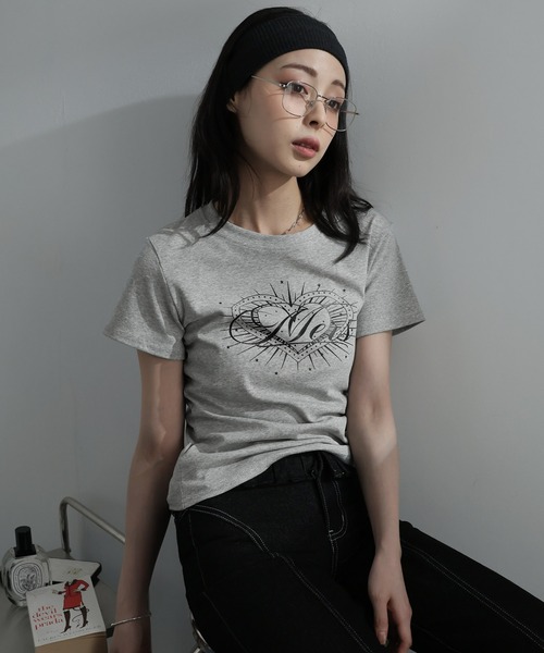 Ulysses(ユリシス)の「ハートプリントクルーネックTシャツ(Tシャツ/カットソー・レディース・グレー/ブラック・M/S)」の14枚目の写真