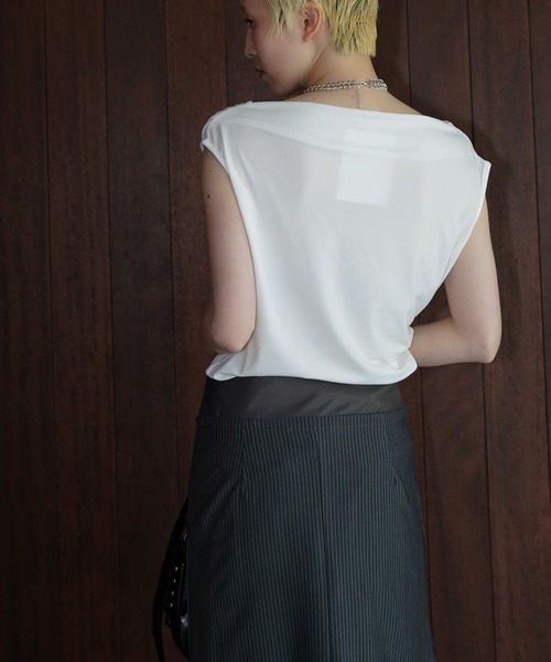 chuclla（チュクラ）の「ドレープオフショルダートップス chw26s226（Tシャツ/カットソー・レディース・ホワイト/ブラック・FREE）」の8枚目の写真