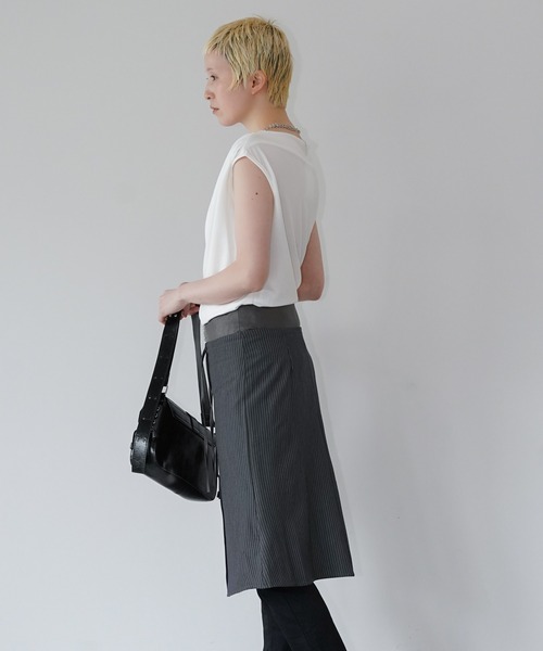 chuclla（チュクラ）の「ドレープオフショルダートップス chw26s226（Tシャツ/カットソー・レディース・ホワイト/ブラック・FREE）」の22枚目の写真