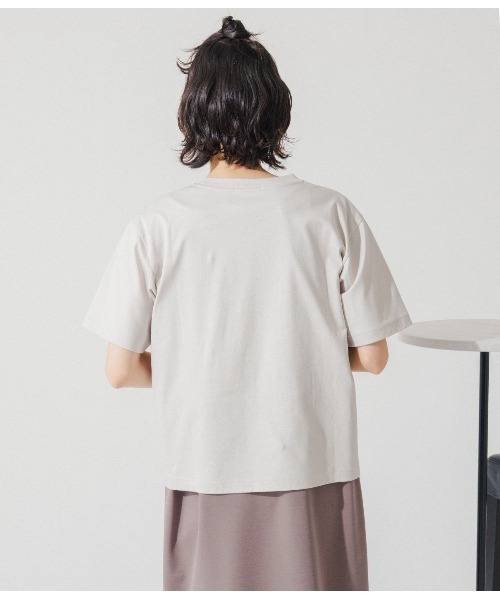 Park Slope NEWYORKER（パークスロープニューヨーカー）の「【滑らかな肌触り・着回し】NEWS PAPER グラフィックTシャツ（Tシャツ/カットソー・レディース・アイボリー・M/L）」の10枚目の写真