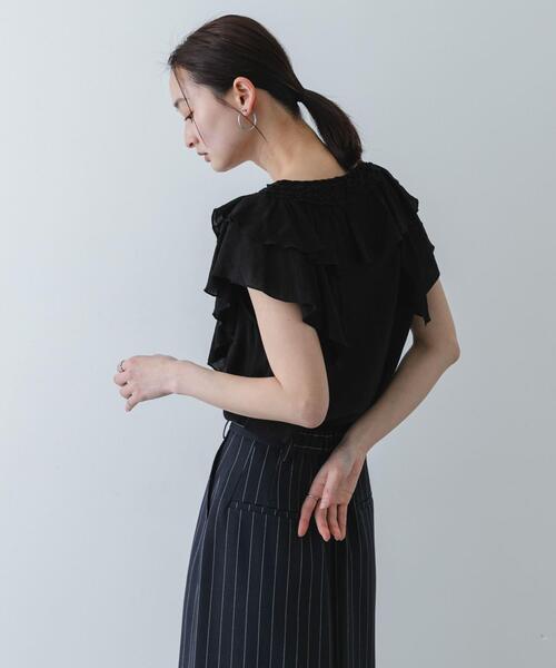 SENSE OF PLACE by URBAN RESEARCH（センスオブプレイスバイアーバンリサーチ）の「ヨウリュウフリルブラウス（シャツ/ブラウス・レディース・アイボリー/ブラック/イエロー・ONE）」の12枚目の写真