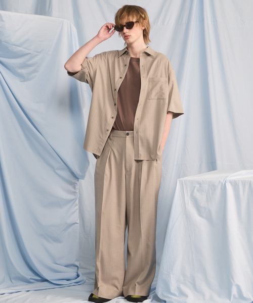 MAISON SPECIAL(メゾンスペシャル)の「《UNISEX》Airy Striped Gabardine Prime-Wide Two-tuck Pants/エアリーストライプギャバジンプライムワイドツータックパンツ【MAISON SPECIAL/メゾンスペシャル】■セットアップ対応■(スラックス・メンズ・チャコールグレー/グレイッシュベージュ/ブラック・2/1/0)」の11枚目の写真