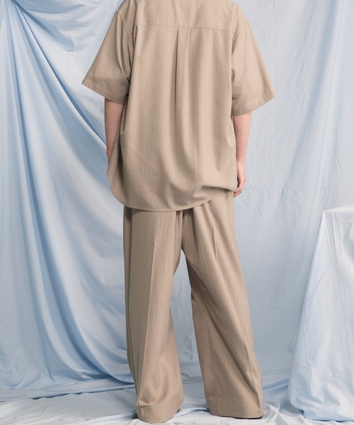 MAISON SPECIAL(メゾンスペシャル)の「《UNISEX》Airy Striped Gabardine Prime-Wide Two-tuck Pants/エアリーストライプギャバジンプライムワイドツータックパンツ【MAISON SPECIAL/メゾンスペシャル】■セットアップ対応■(スラックス・メンズ・チャコールグレー/グレイッシュベージュ/ブラック・2/1/0)」の17枚目の写真