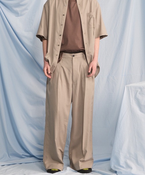 MAISON SPECIAL(メゾンスペシャル)の「《UNISEX》Airy Striped Gabardine Prime-Wide Two-tuck Pants/エアリーストライプギャバジンプライムワイドツータックパンツ【MAISON SPECIAL/メゾンスペシャル】■セットアップ対応■(スラックス・メンズ・チャコールグレー/グレイッシュベージュ/ブラック・2/1/0)」の15枚目の写真