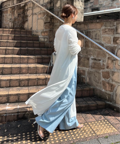 CURA CLOSET(キュラ クローゼット)の「【loverara.loverara コラボ】シアーハイスリットワンピース(ワンピース・レディース・ホワイト/ブラック・フリー)」の19枚目の写真