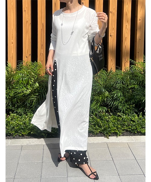 CURA CLOSET(キュラ クローゼット)の「【loverara.loverara コラボ】シアーハイスリットワンピース(ワンピース・レディース・ホワイト/ブラック・フリー)」の21枚目の写真