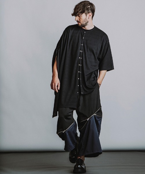 NO ID.(ノーアイディ)の「mp15080- 2WAYクロップドワイドPT パンツ(458006-493P)(その他パンツ・メンズ・ブラック/グレー/ブラック×グレー・1/2)」の11枚目の写真