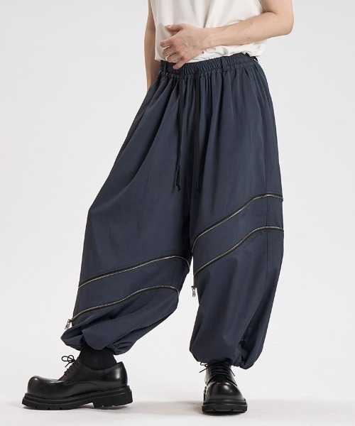 NO ID.(ノーアイディ)の「mp15080- 2WAYクロップドワイドPT パンツ(458006-493P)(その他パンツ・メンズ・ブラック/グレー/ブラック×グレー・1/2)」の18枚目の写真