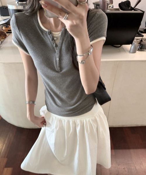 NoBelle(ノベル)の「レイヤードTシャツ ヘンリーネックトップス(Tシャツ/カットソー・レディース・ホワイト/グレー/グリーン/ブラック・FREE)」の6枚目の写真