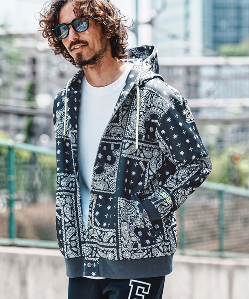 felkod(フィルコッド)の「mpa4149- Bandana Print Snap Front Scuba Hoodie スナップパーカー(F26A010)(パーカー・メンズ・ホワイト×ブラック/ブラック×ホワイト/ネイビー×ホワイト・S/M/L)」の18枚目の写真