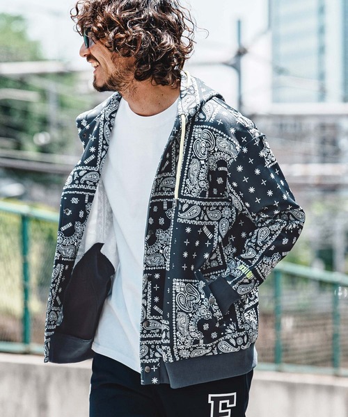 felkod(フィルコッド)の「mpa4149- Bandana Print Snap Front Scuba Hoodie スナップパーカー(F26A010)(パーカー・メンズ・ホワイト×ブラック/ブラック×ホワイト/ネイビー×ホワイト・S/M/L)」の19枚目の写真