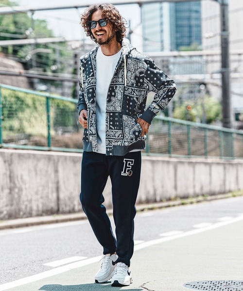 felkod(フィルコッド)の「mpa4149- Bandana Print Snap Front Scuba Hoodie スナップパーカー(F26A010)(パーカー・メンズ・ホワイト×ブラック/ブラック×ホワイト/ネイビー×ホワイト・S/M/L)」の20枚目の写真