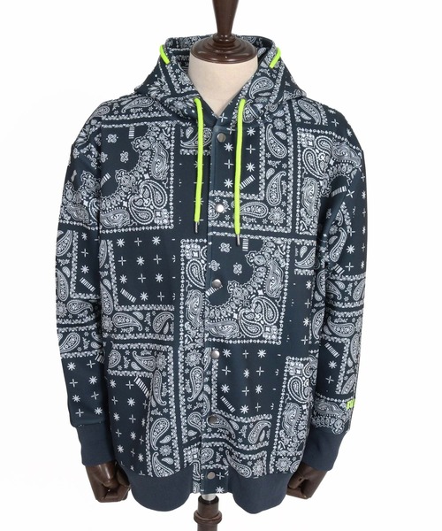 felkod(フィルコッド)の「mpa4149- Bandana Print Snap Front Scuba Hoodie スナップパーカー(F26A010)(パーカー・メンズ・ホワイト×ブラック/ブラック×ホワイト/ネイビー×ホワイト・S/M/L)」の7枚目の写真
